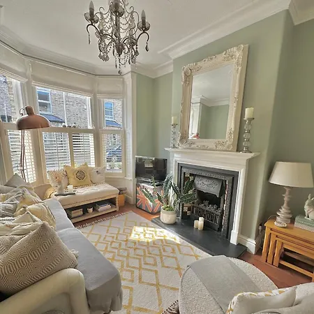 - 66 Scott Street Holiday home