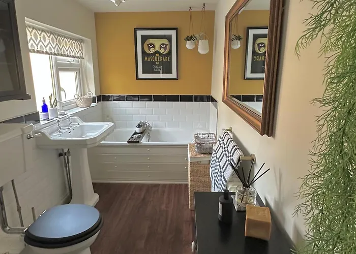 Holiday home - 66 Scott Street