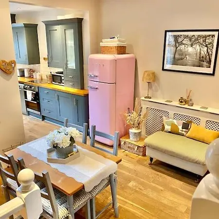 Tatil Evi - 66 Scott Street